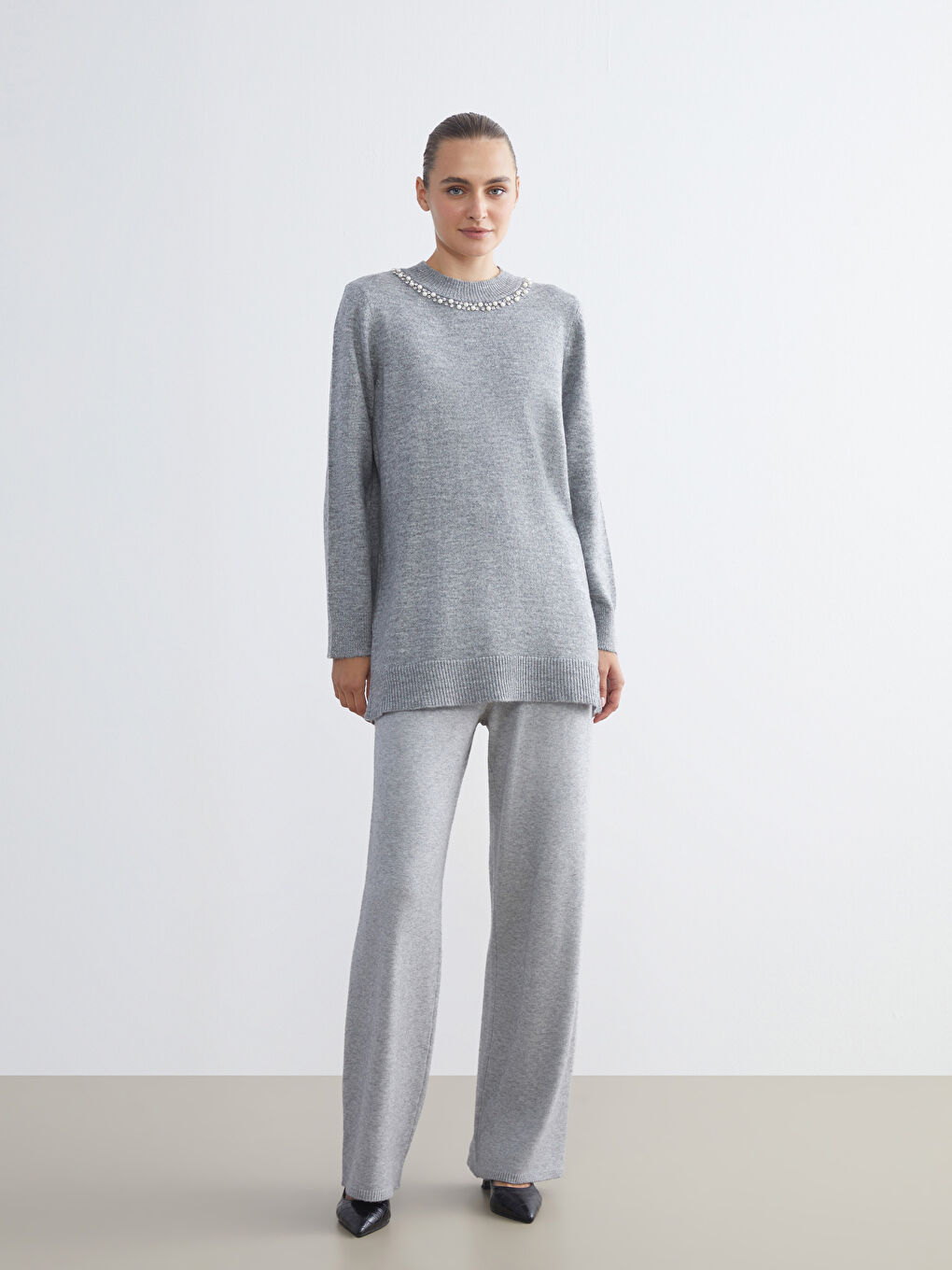 Antrasit Bisiklet Yaka Taşlı Kadın Triko Tunik-1