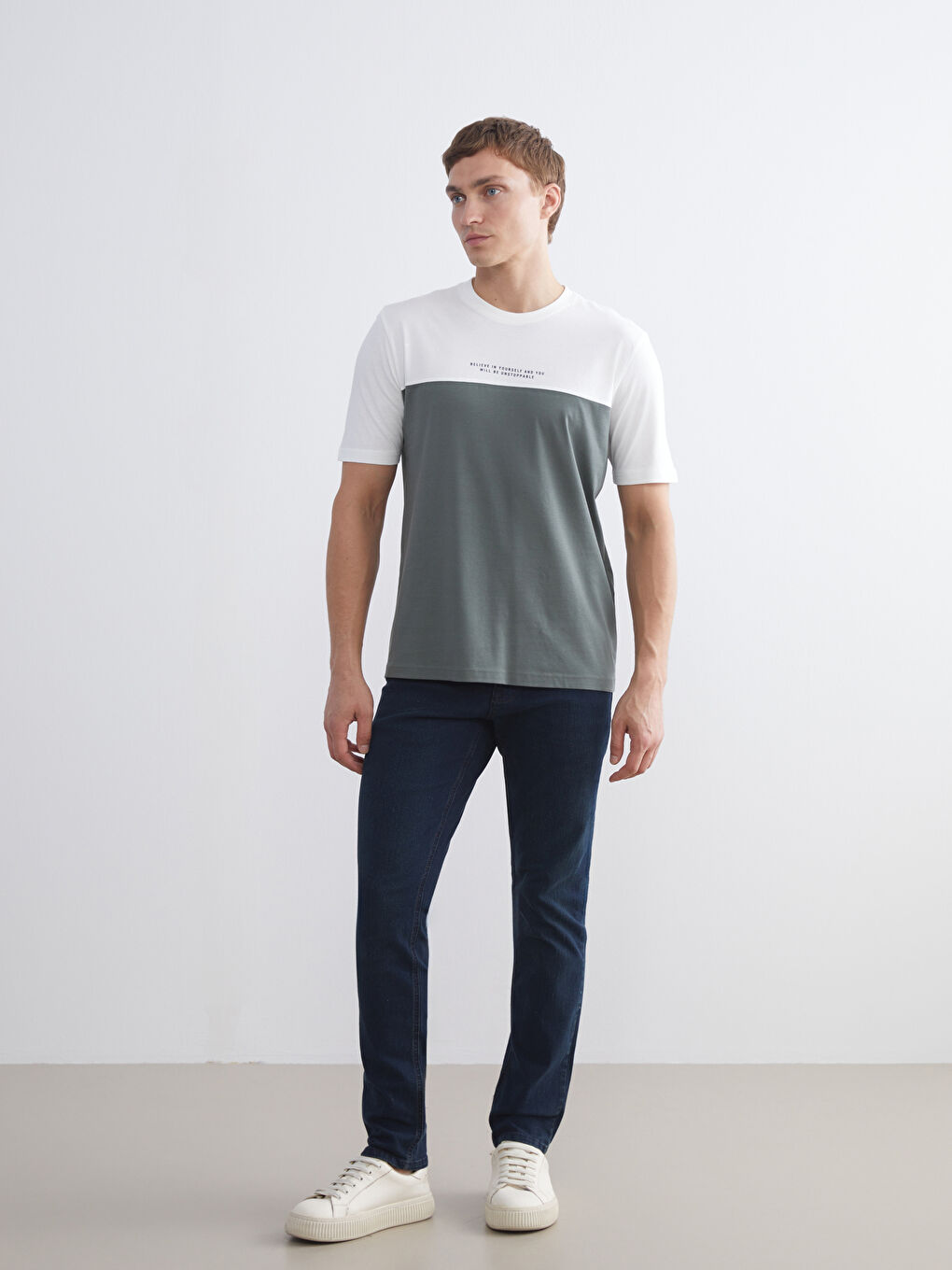 Crew Neck Color Block Men's T-Shirt-3