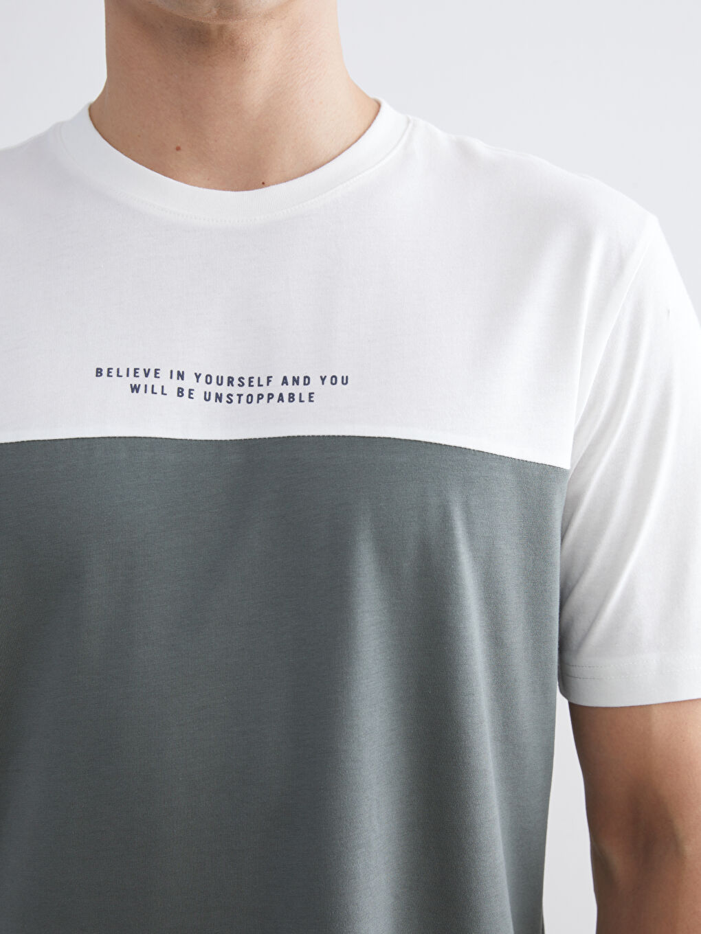 Crew Neck Color Block Men's T-Shirt-5