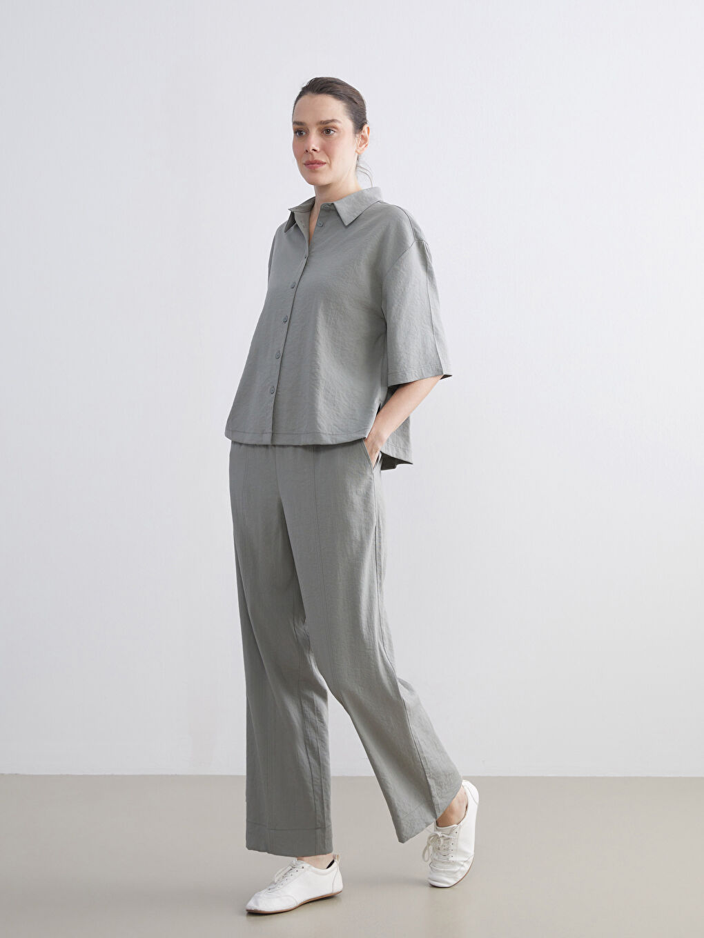 Elastic Waist Wide Leg Women's Trousers