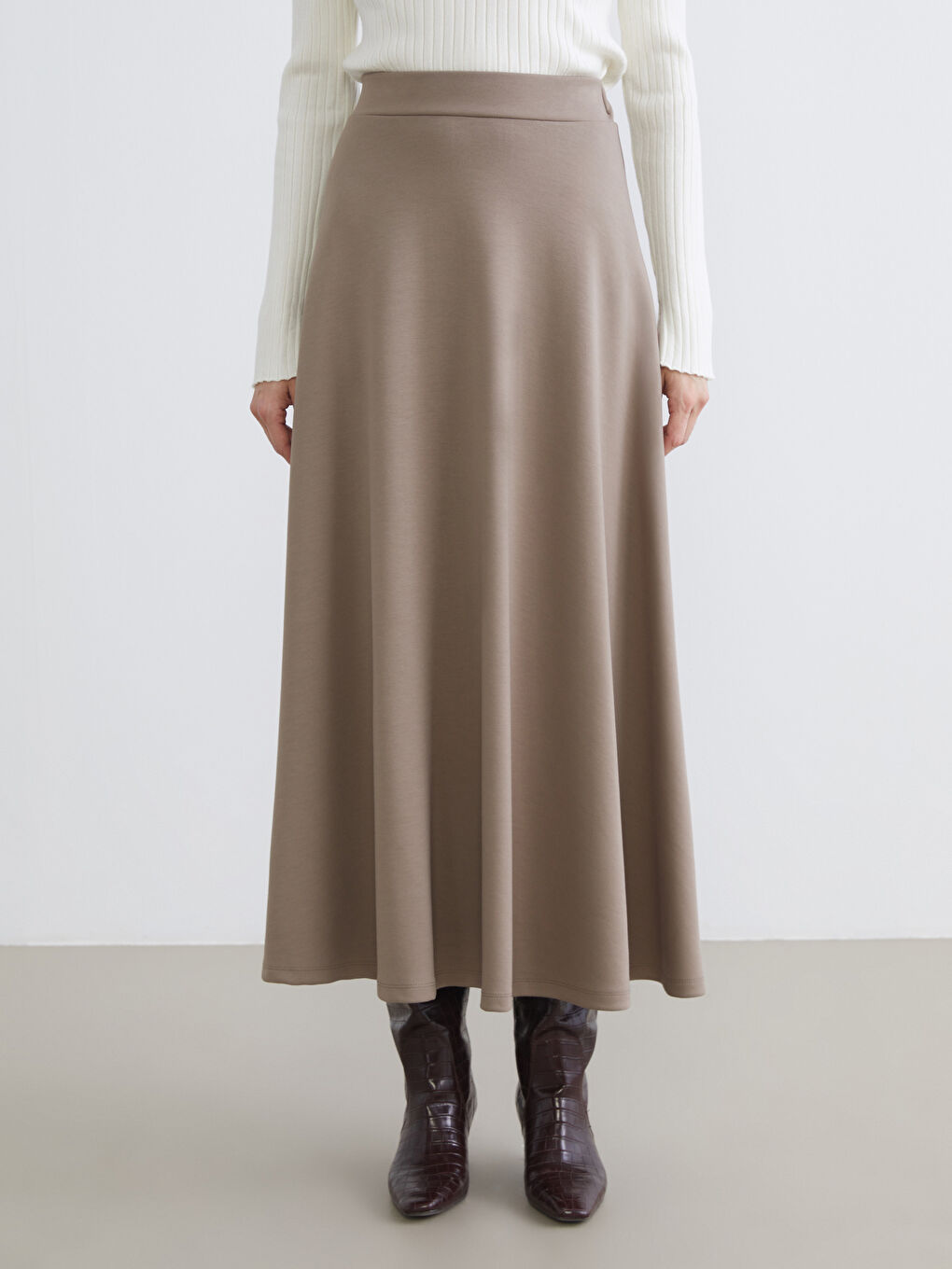 Женщины Коричневый Юбка-1