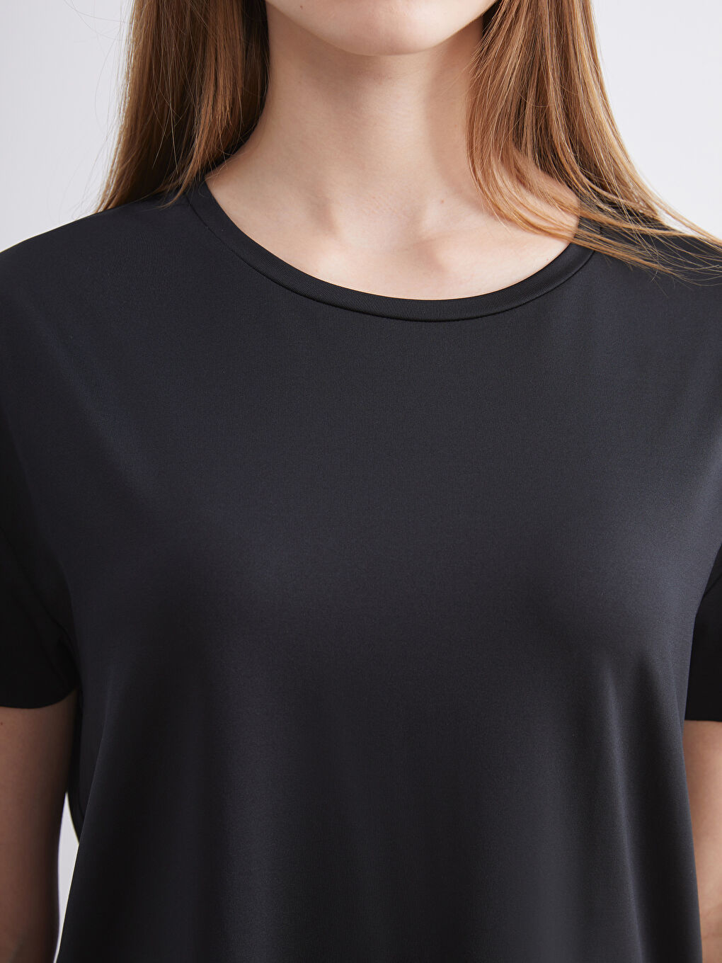 Siyah Bisiklet Yaka Kadın Spor Tişört-2