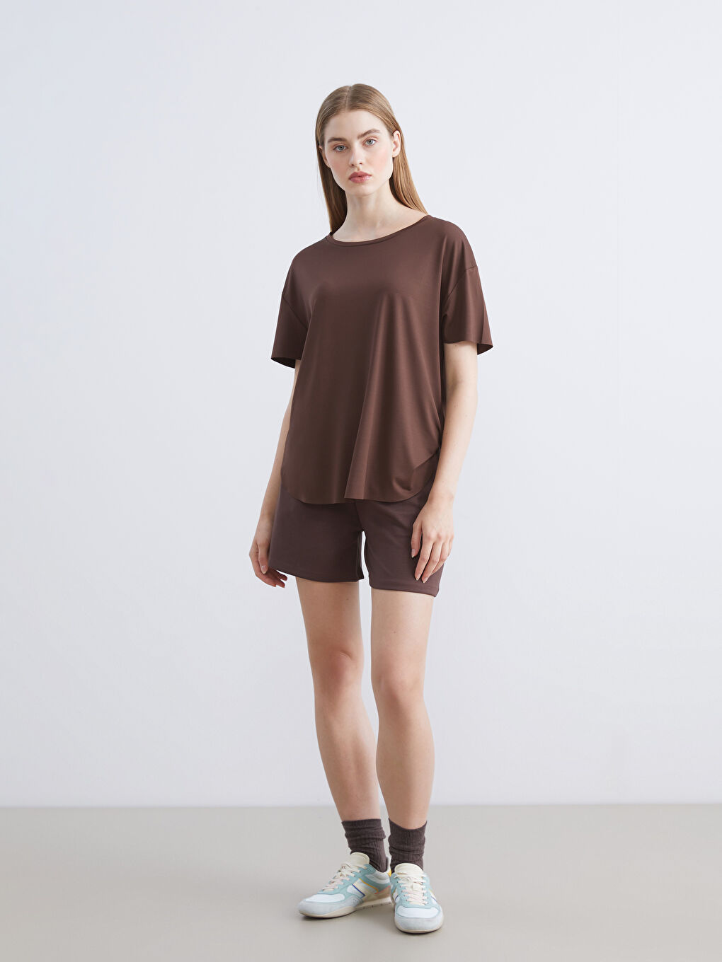 Kahverengi Bisiklet Yaka Kadın Spor Tişört-2