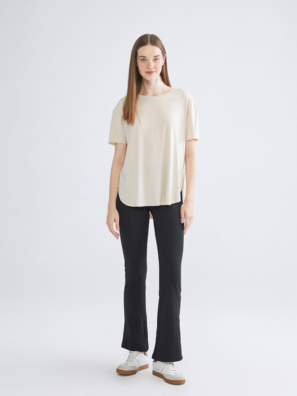 Bej Bisiklet Yaka Kadın Spor Tişört-1