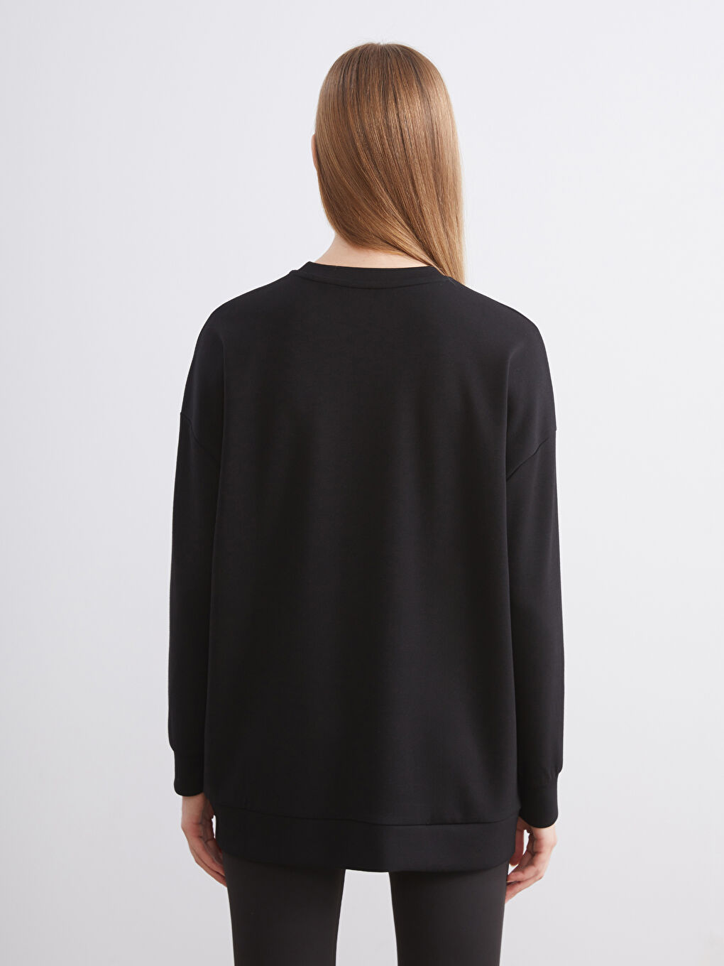 Siyah Bisiklet Yaka Soft Touch Kadın Spor Sweatshirt-3