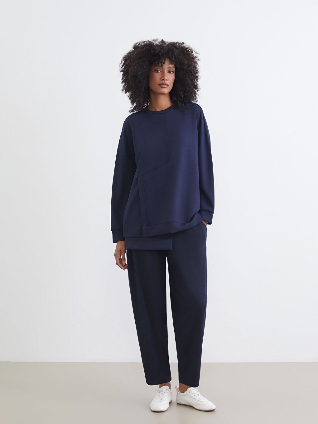 Lacivert Bisiklet Yaka Soft Touch Kadın Spor Sweatshirt-1