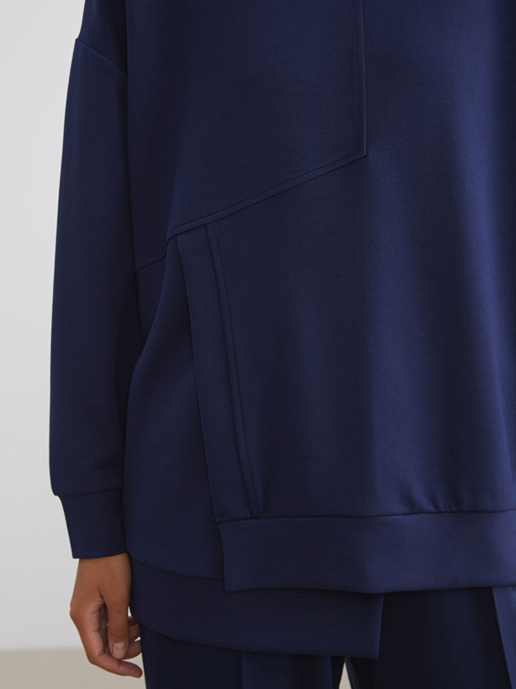 Lacivert Bisiklet Yaka Soft Touch Kadın Spor Sweatshirt-2