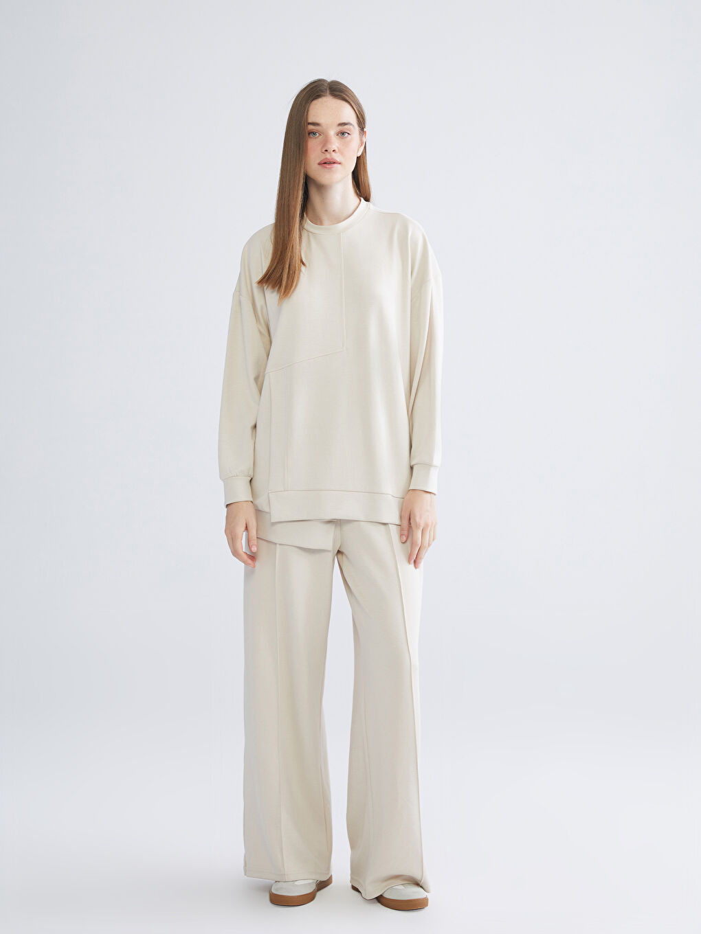 Bej Bisiklet Yaka Soft Touch Kadın Spor Sweatshirt-2