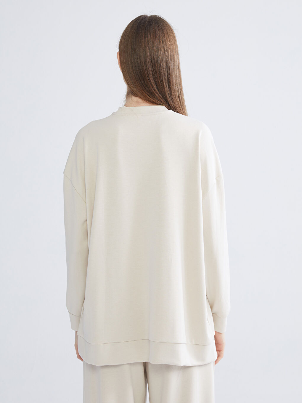 Bej Bisiklet Yaka Soft Touch Kadın Spor Sweatshirt-4