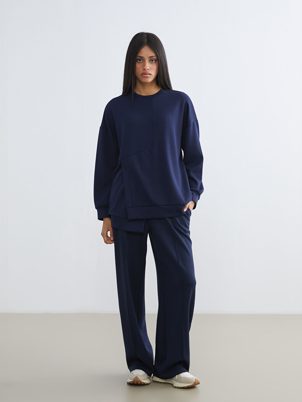 Lacivert Bisiklet Yaka Soft Touch Kadın Spor Sweatshirt-1