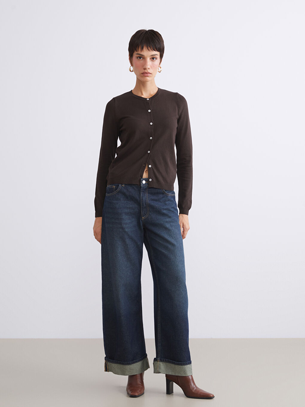 Kahverengi Bisiklet Yaka Kadın Triko Hırka-1