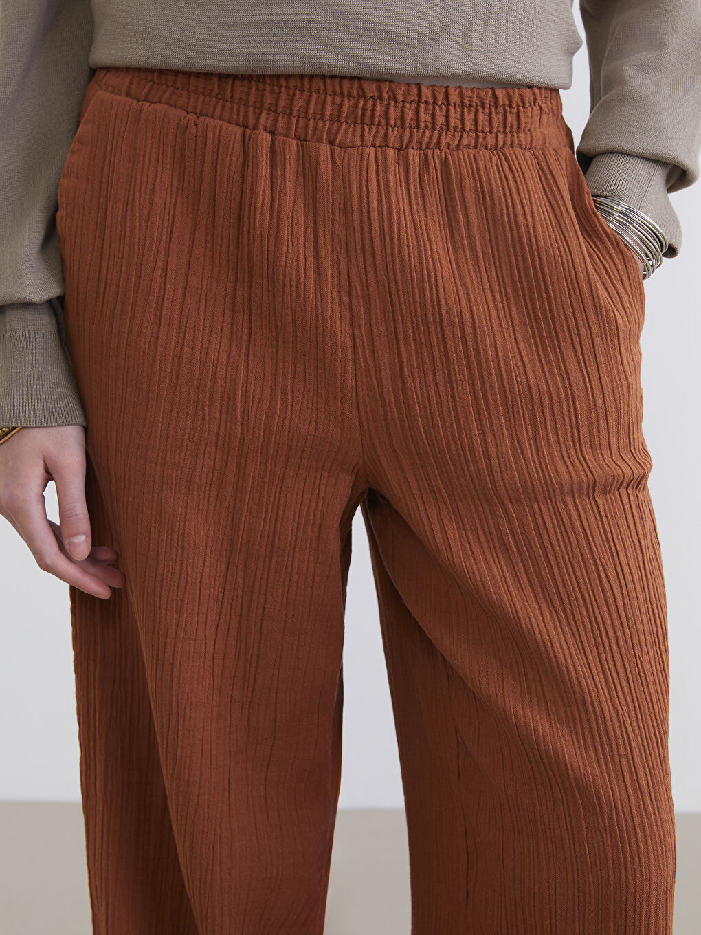 سروال نساء موسلين مزخرف بخصر مطاطي-2