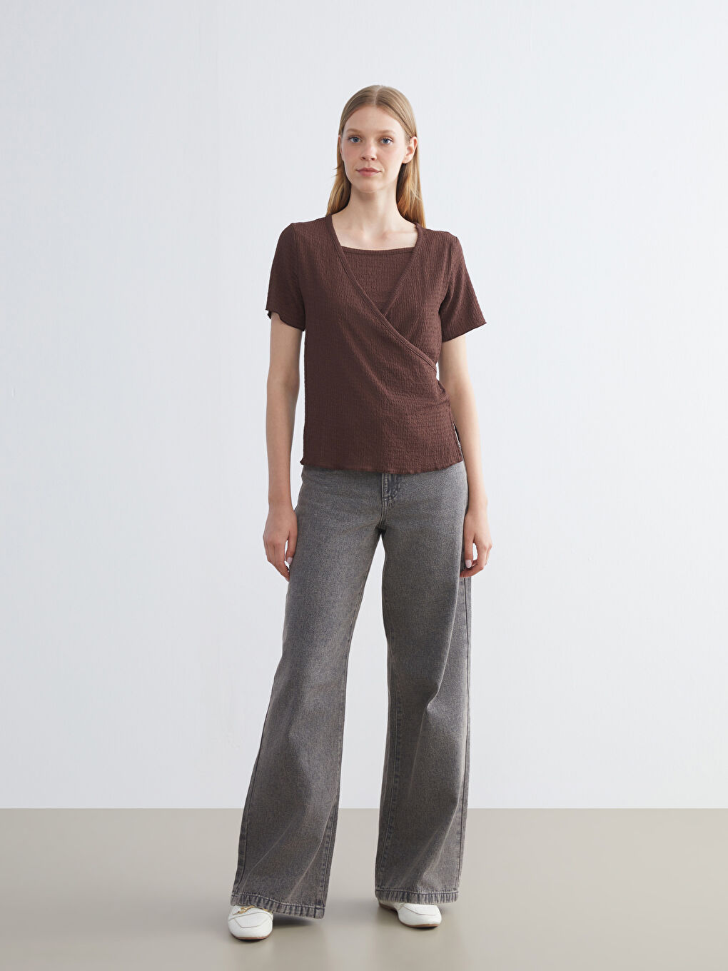 Kahverengi Kruvaze Yaka Dokulu Bluz-1