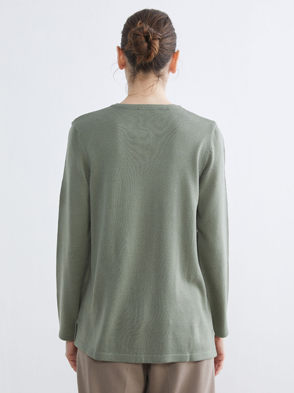 Džemper od trikotaže sa teksturom i okruglim izrezom za žene-3