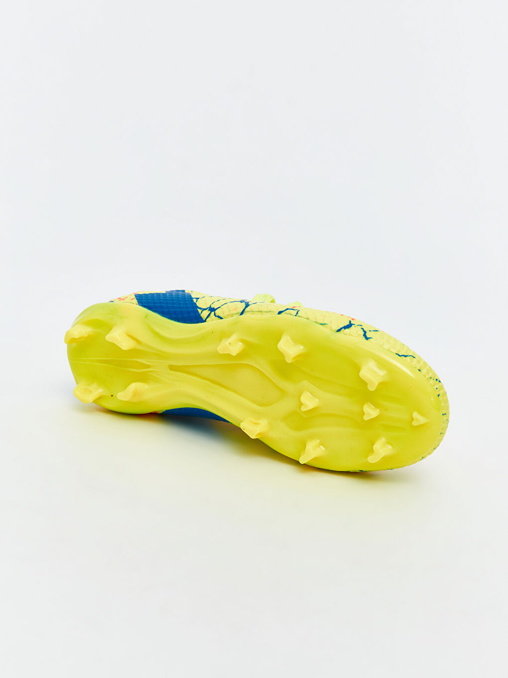 Laced Boys' Soccer Shoes-4