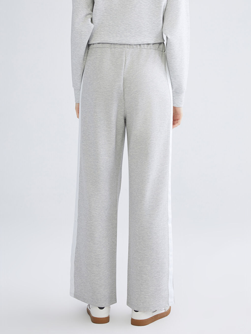 Gri Beli Lastikli Kadın Eşofman Altı-3