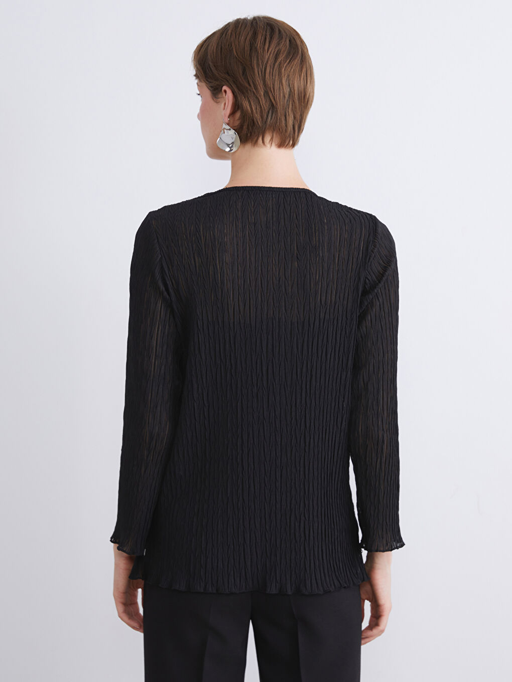 Siyah V Yaka Dokulu Kadın Hırka-3