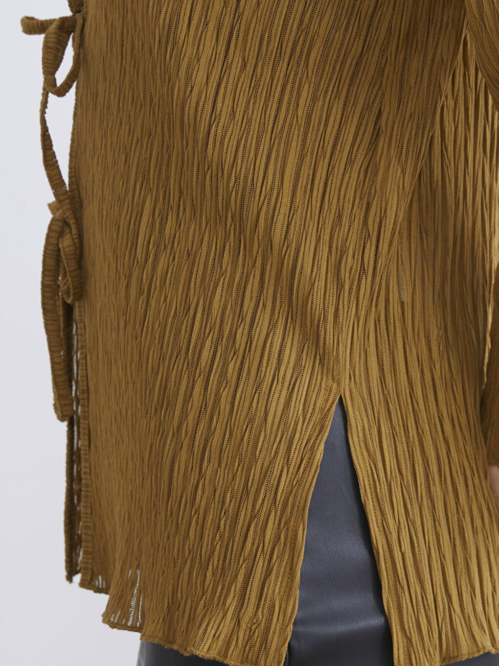 Haki V Yaka Dokulu Kadın Hırka-2