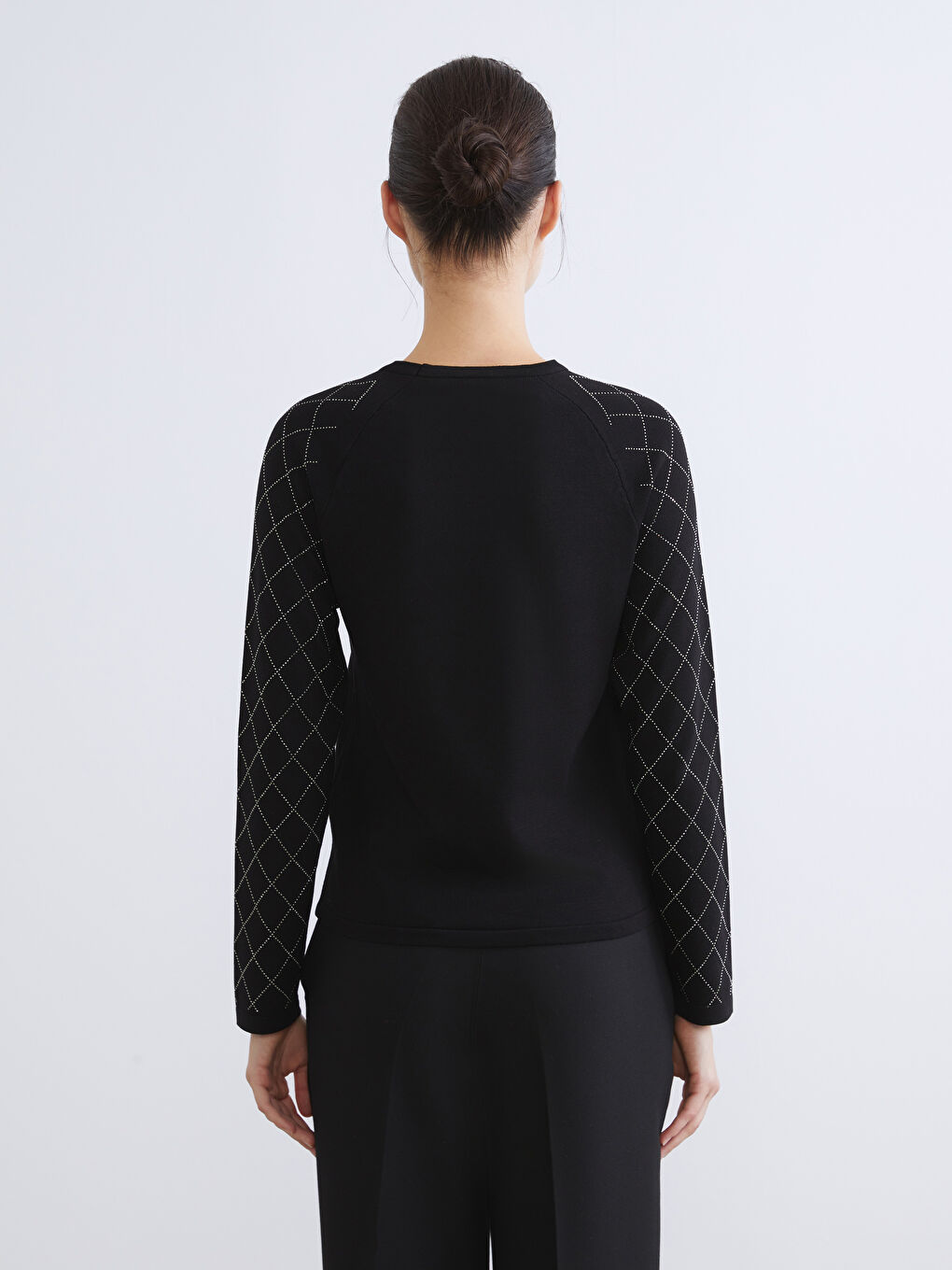 Siyah Bisiklet Yaka Taşlı Kadın Triko Kazak-3