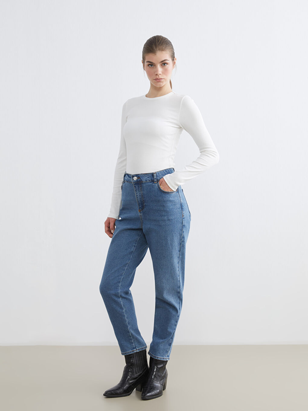 İndigo Mom Fit Kadın Jean Pantolon