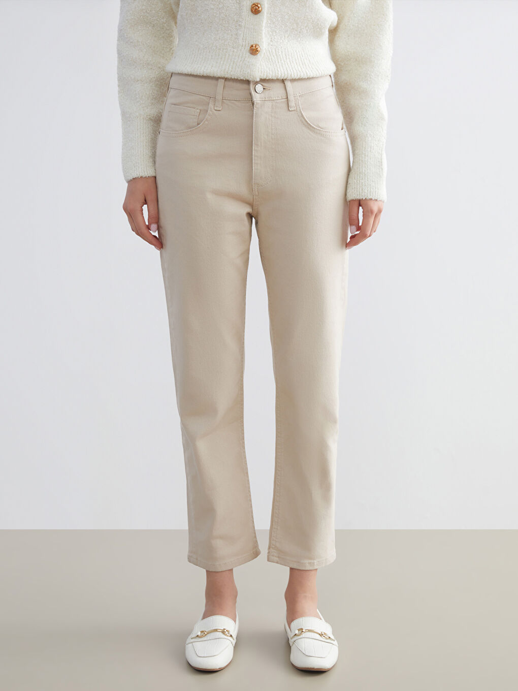 Ekru Slim Fit Kadın Jean Pantolon-1