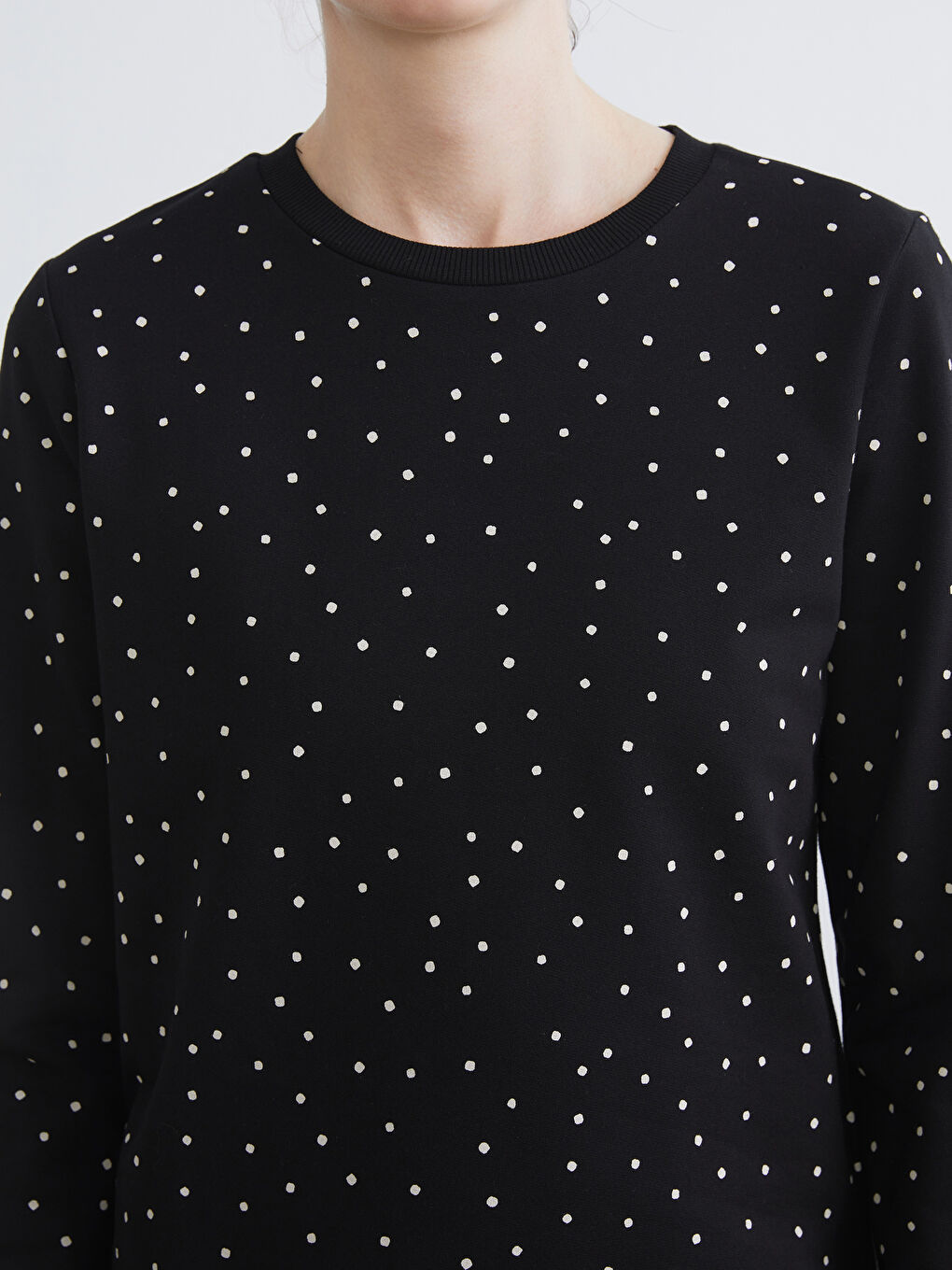 Жінка ЧОРНИЙ Світшот-туніка-2