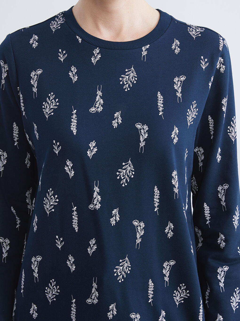 Crew Neck Floral Women's Sweatshirt Tunic-2
