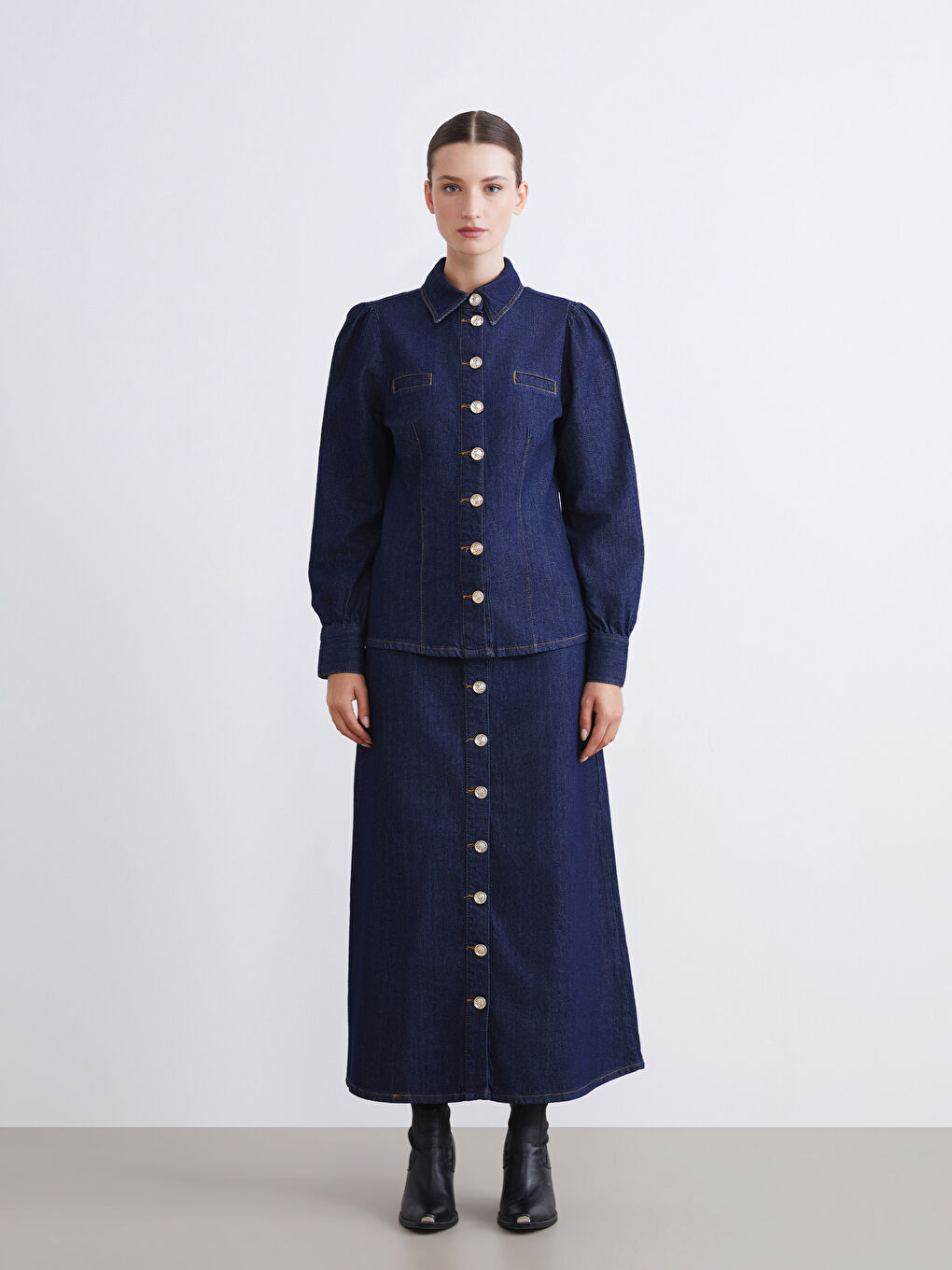 جاكيت جينز بياقة للسيدات-2