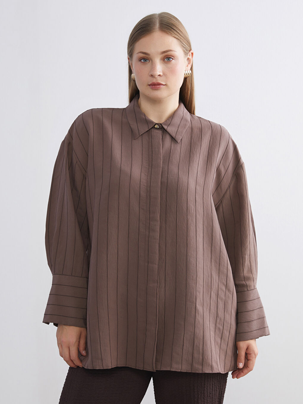 Kahverengi Çizgili Modal Karışımlı Kadın Gömlek Tunik-1