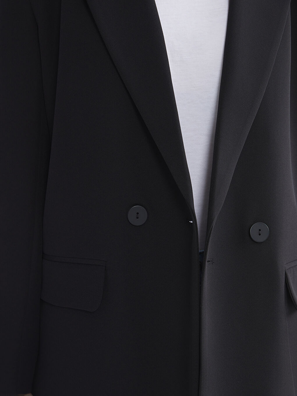 Siyah Düğme Detaylı Kadın Blazer Ceket-2