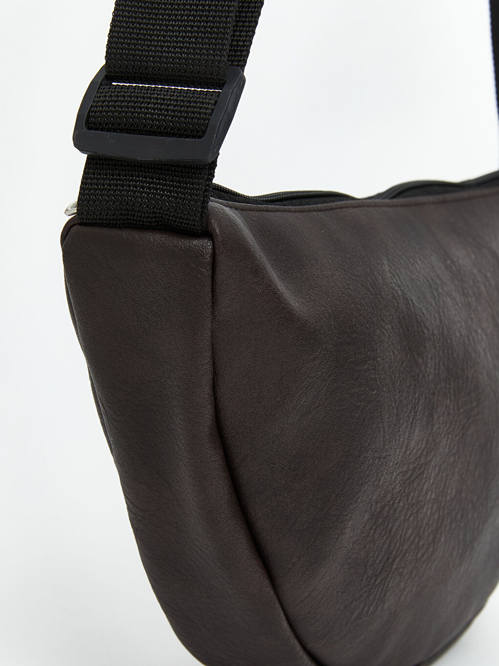 Siyah Deri Görünümlü Kadın Kol Çantası-2