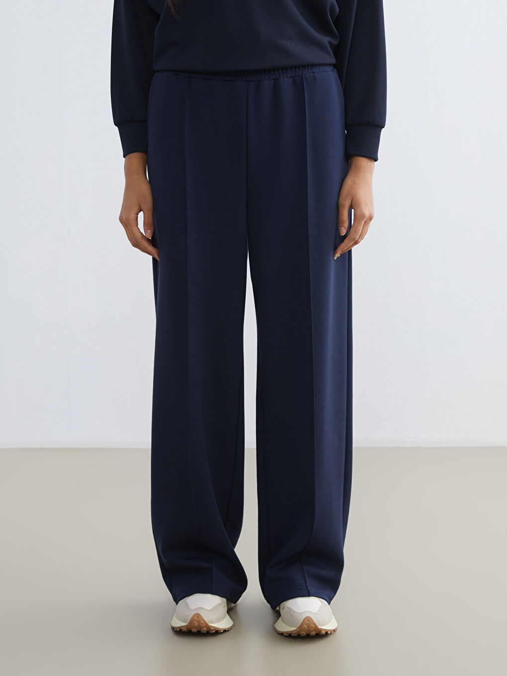 Lacivert Beli Lastikli Soft Touch Kadın Eşofman Altı-1