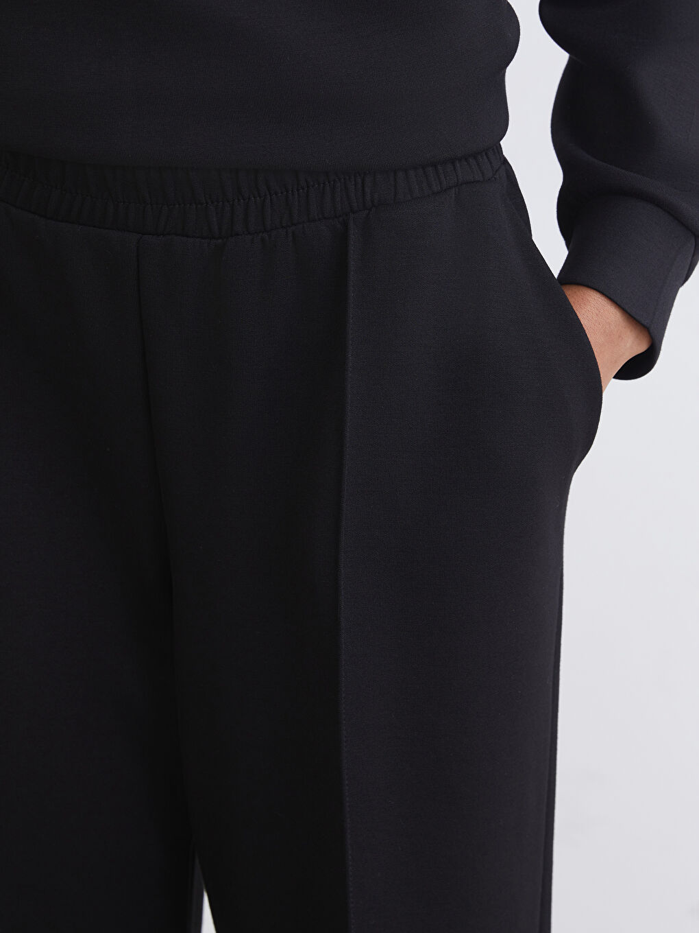 Siyah Beli Lastikli Soft Touch Kadın Eşofman Altı-2