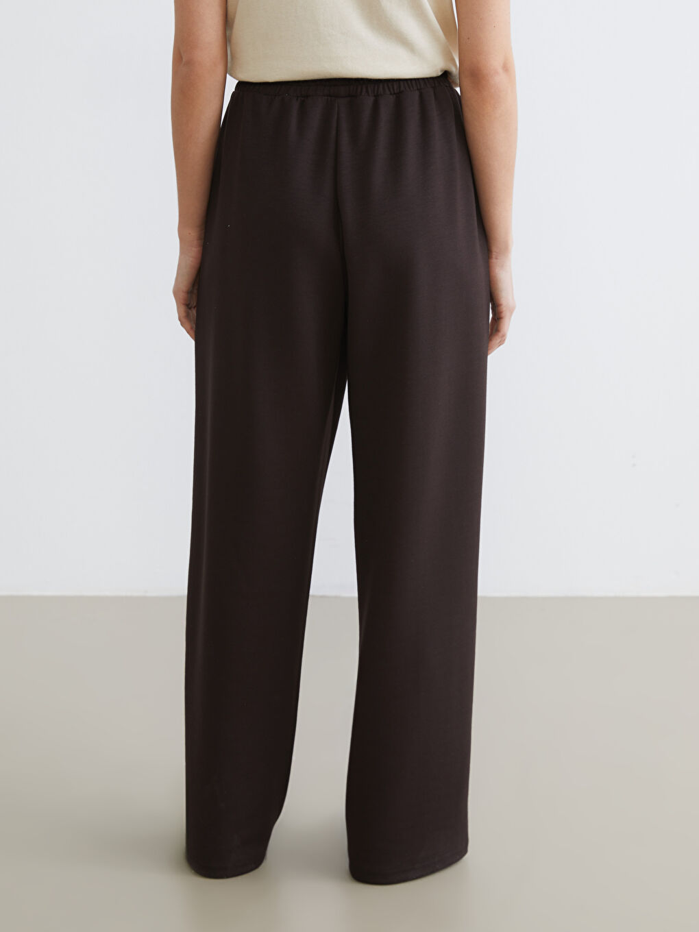 Kahverengi Beli Lastikli Soft Touch Kadın Eşofman Altı-3