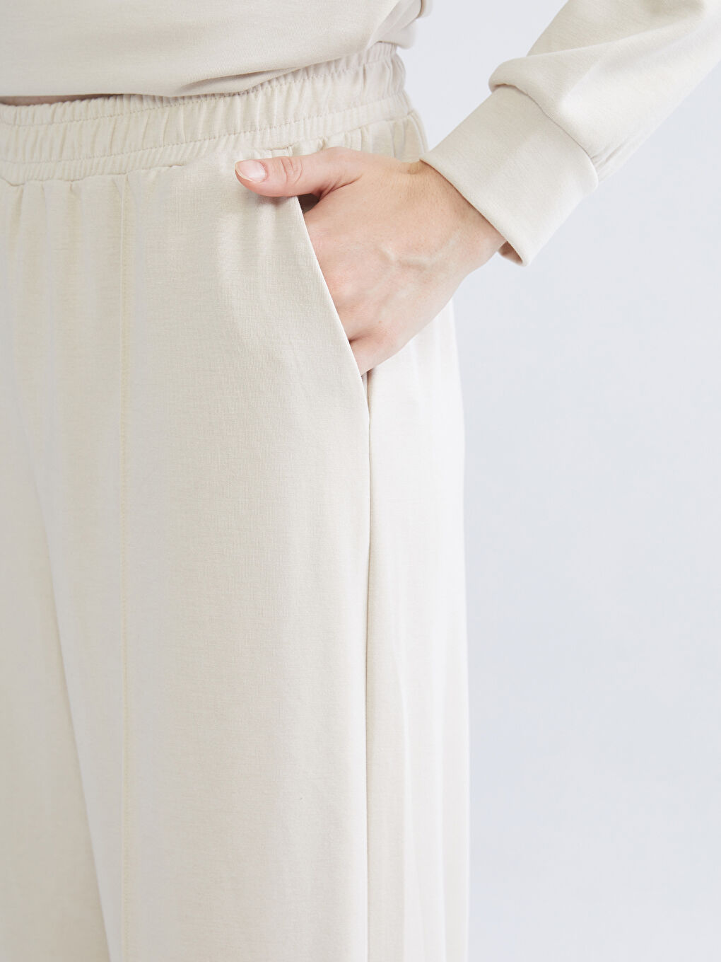 Bej Beli Lastikli Soft Touch Kadın Eşofman Altı-3