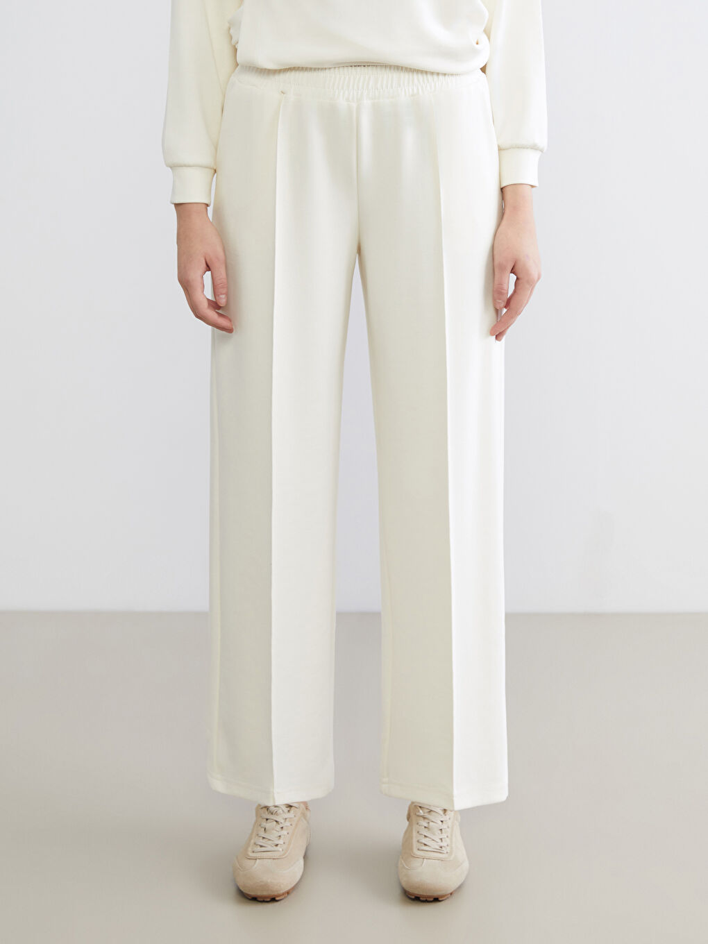 Bej Beli Lastikli Soft Touch Kadın Eşofman Altı-1