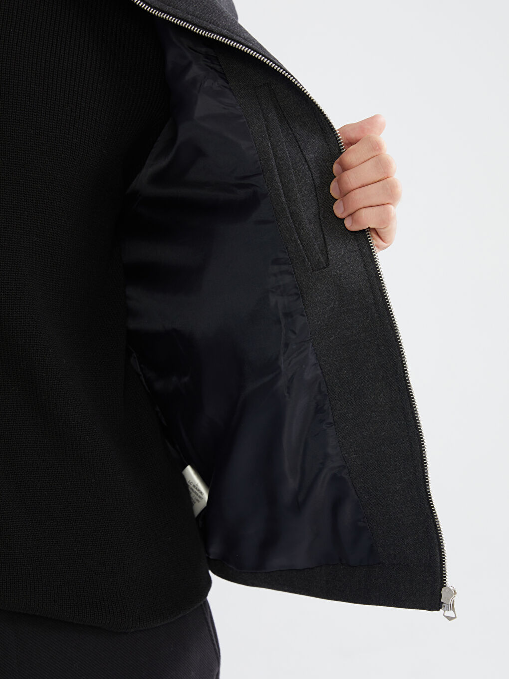 Antrasit Dik Yaka Uzun Kollu Erkek Mont-4