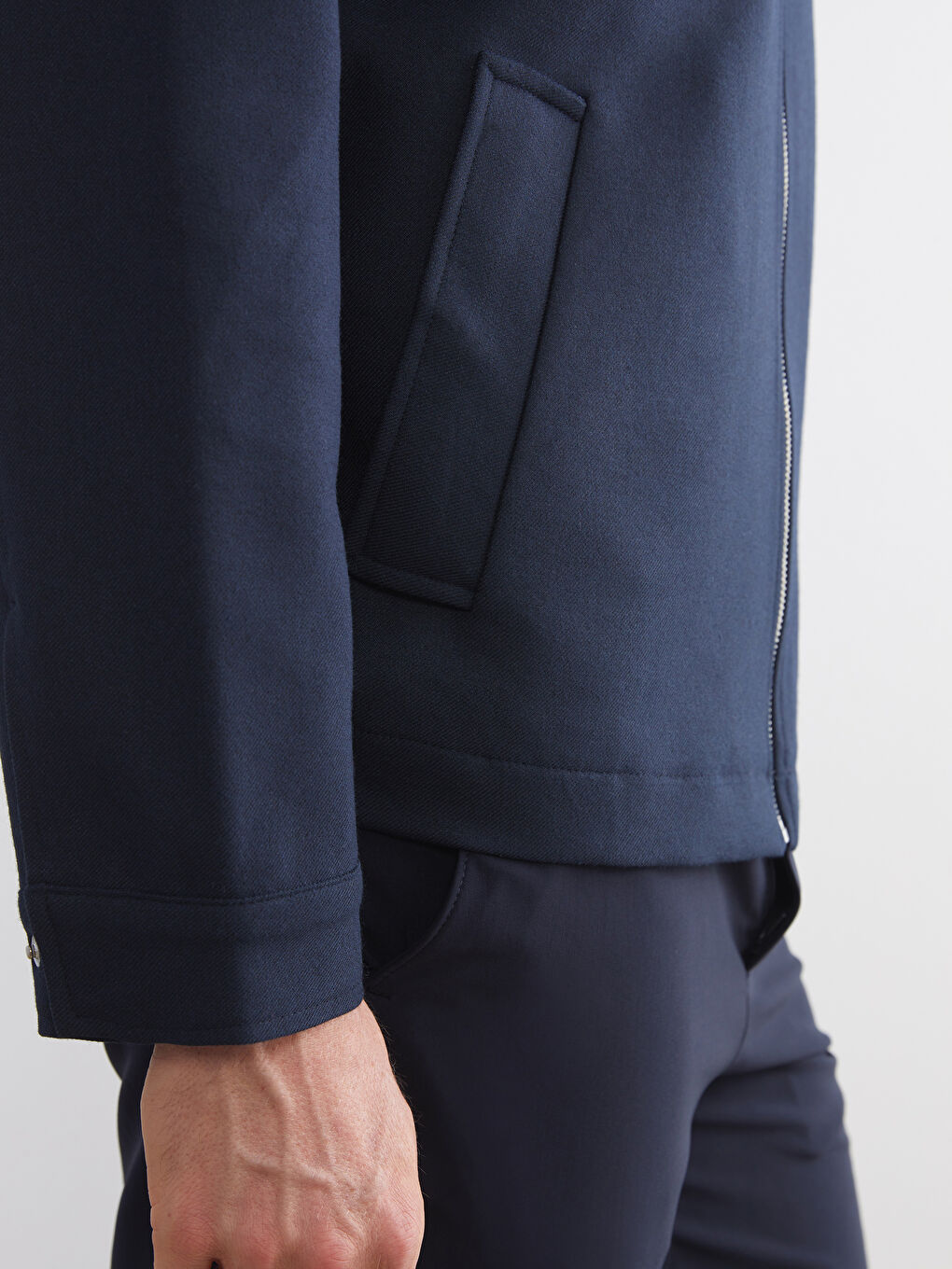 მამაკაცები მუქი ლურჯი ქურთუკი-3