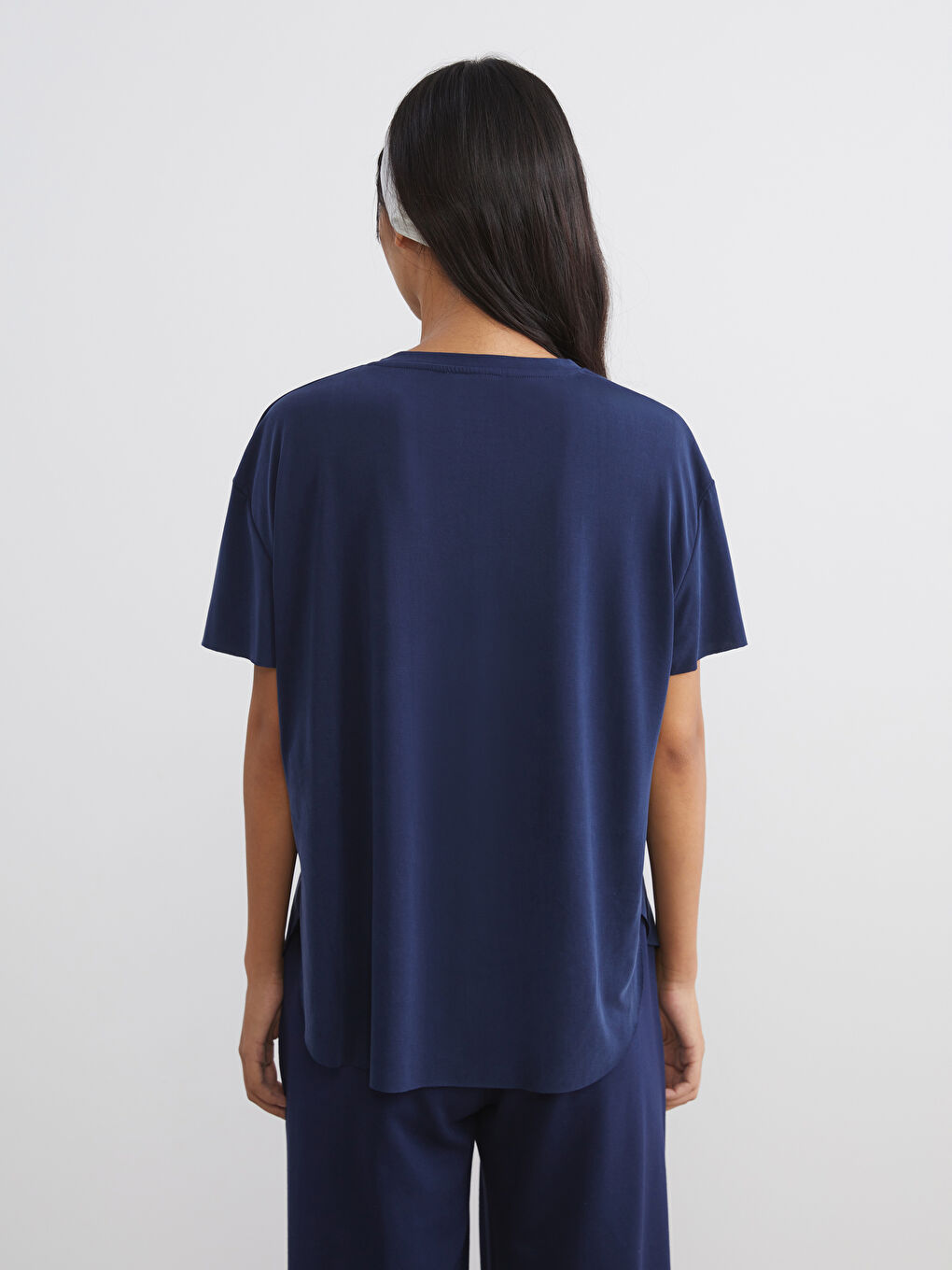 Lacivert Bisiklet Yaka Modal Karışımlı Kadın Spor Tişört-3