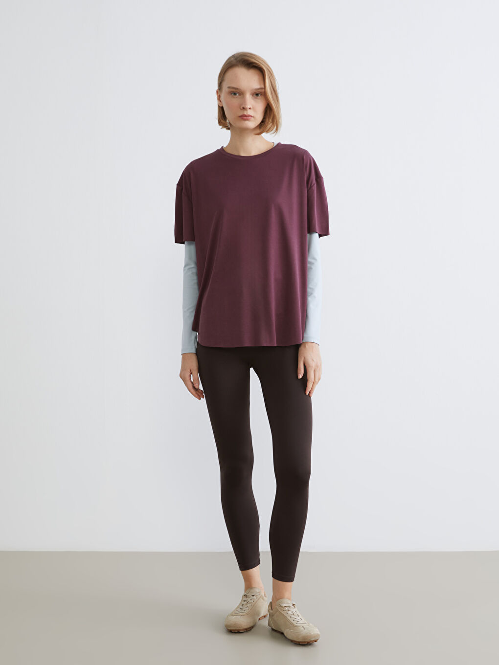 Bordo Bisiklet Yaka Modal Karışımlı Kadın Spor Tişört-1