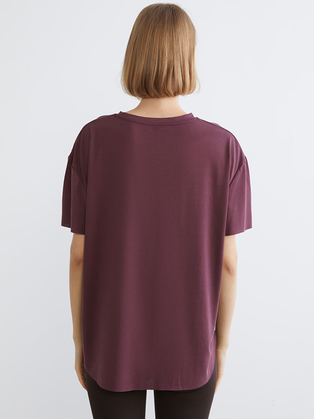 Bordo Bisiklet Yaka Modal Karışımlı Kadın Spor Tişört-3