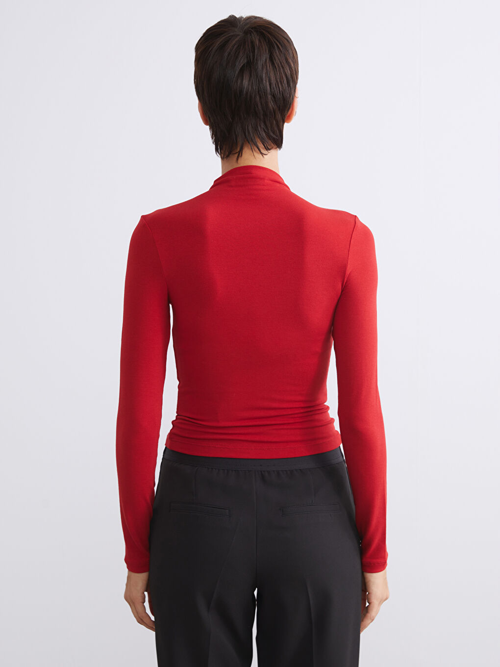 Žena CRVENA Tijelo-3