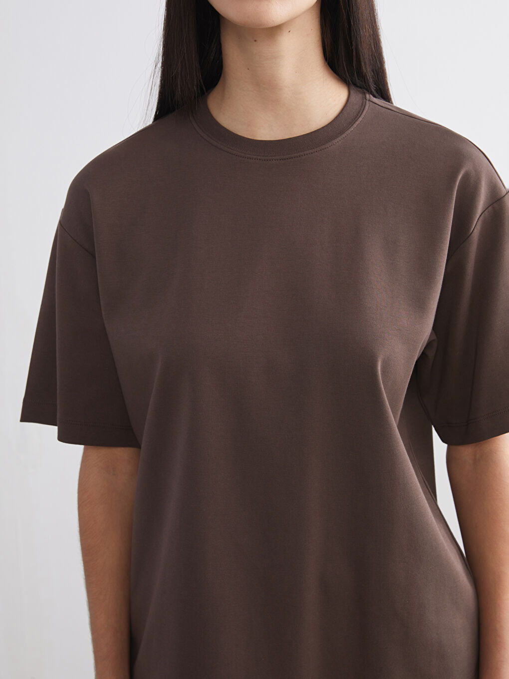 Футболка оверсайз с круглым вырезом для женщин-2