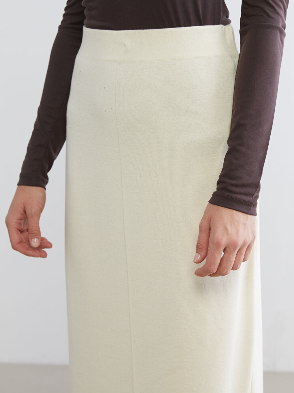 Ekru Beli Lastikli Triko Etek-2