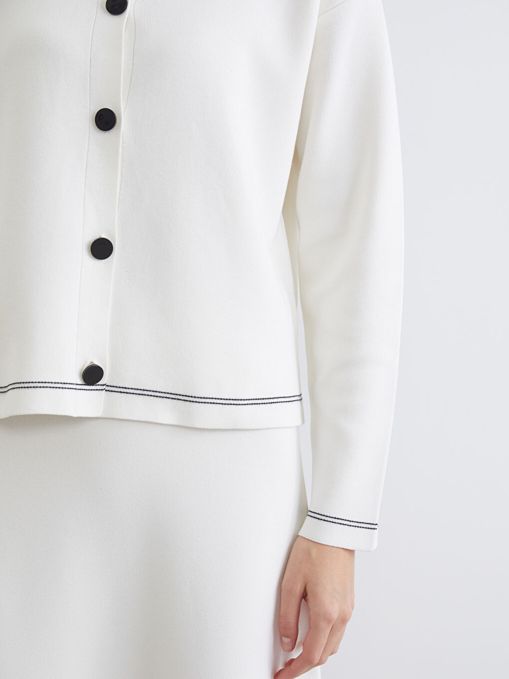 Collared Neck Women's Knitwear Cardigan-2