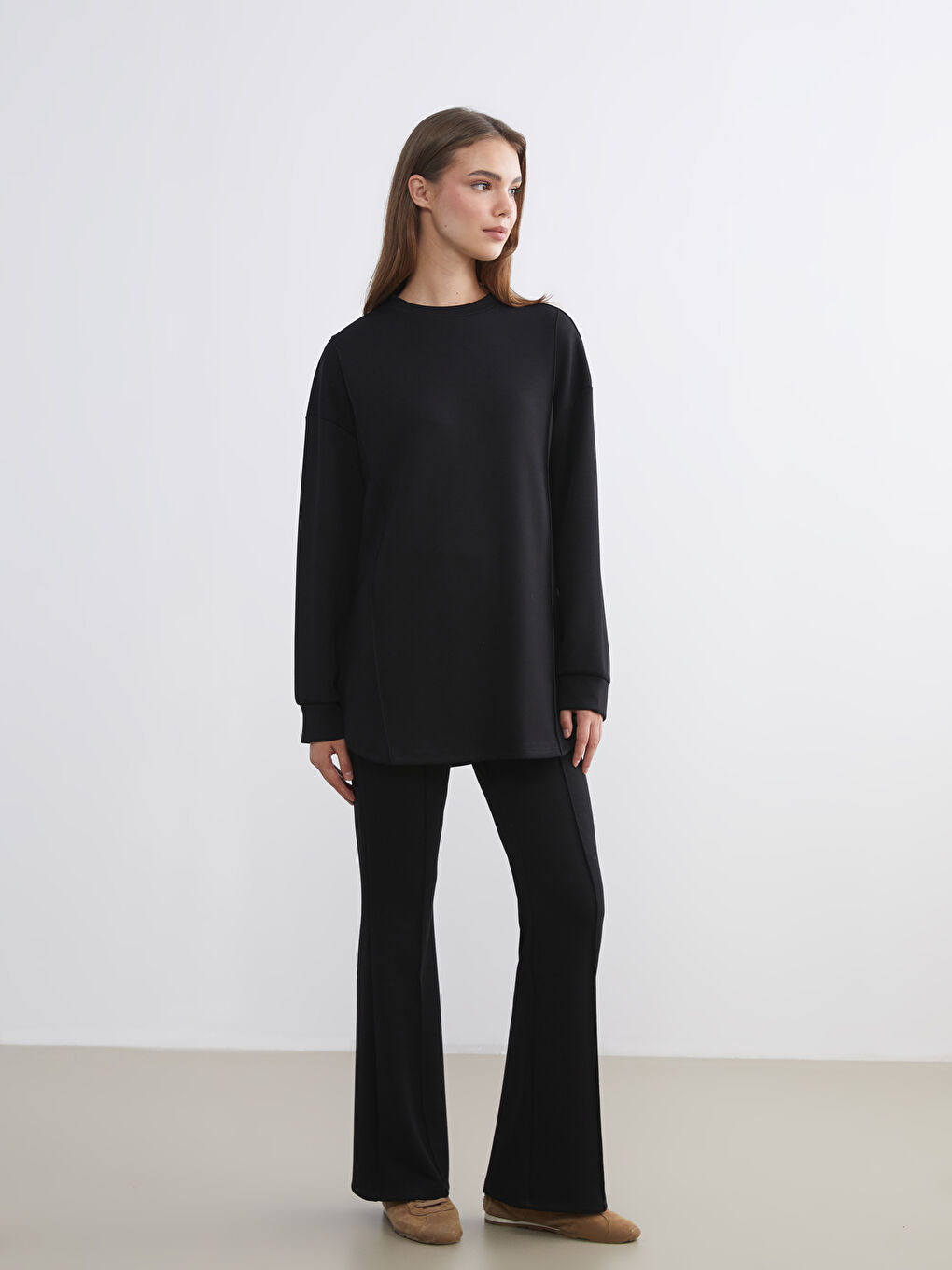 Siyah Bisiklet Yaka Kadın Sweatshirt Tunik-1