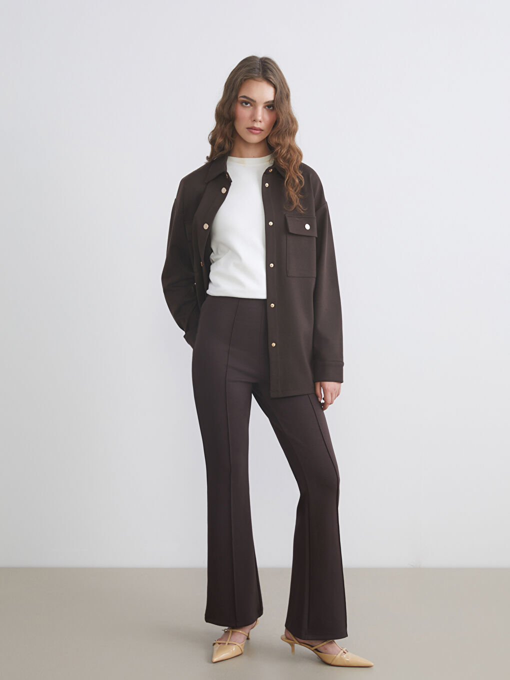 Kahverengi Beli Lastikli Kadın Eşofman Altı-1