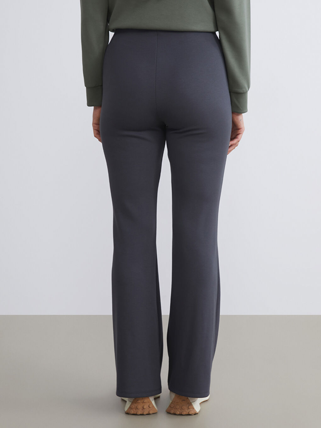 LCW Modest Women's Sweatpants with Elastic Waist -W5JO33Z8-R4Q