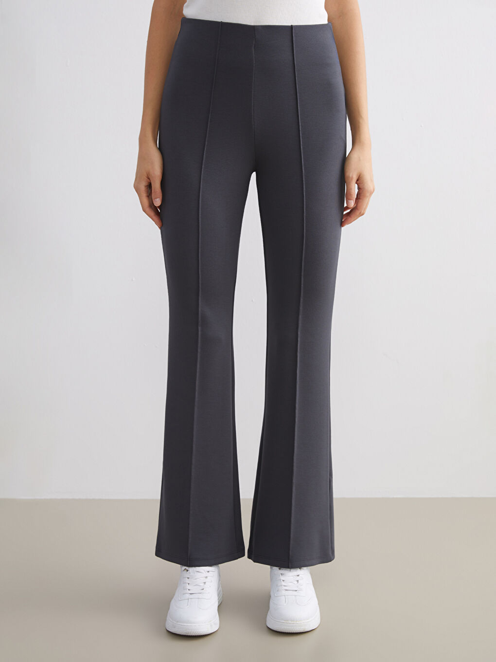 Antrasit Beli Lastikli Kadın Eşofman Altı-2