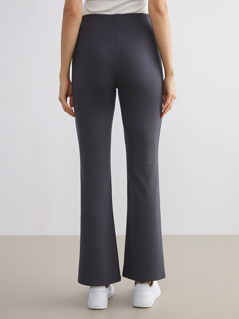 Antrasit Beli Lastikli Kadın Eşofman Altı-4